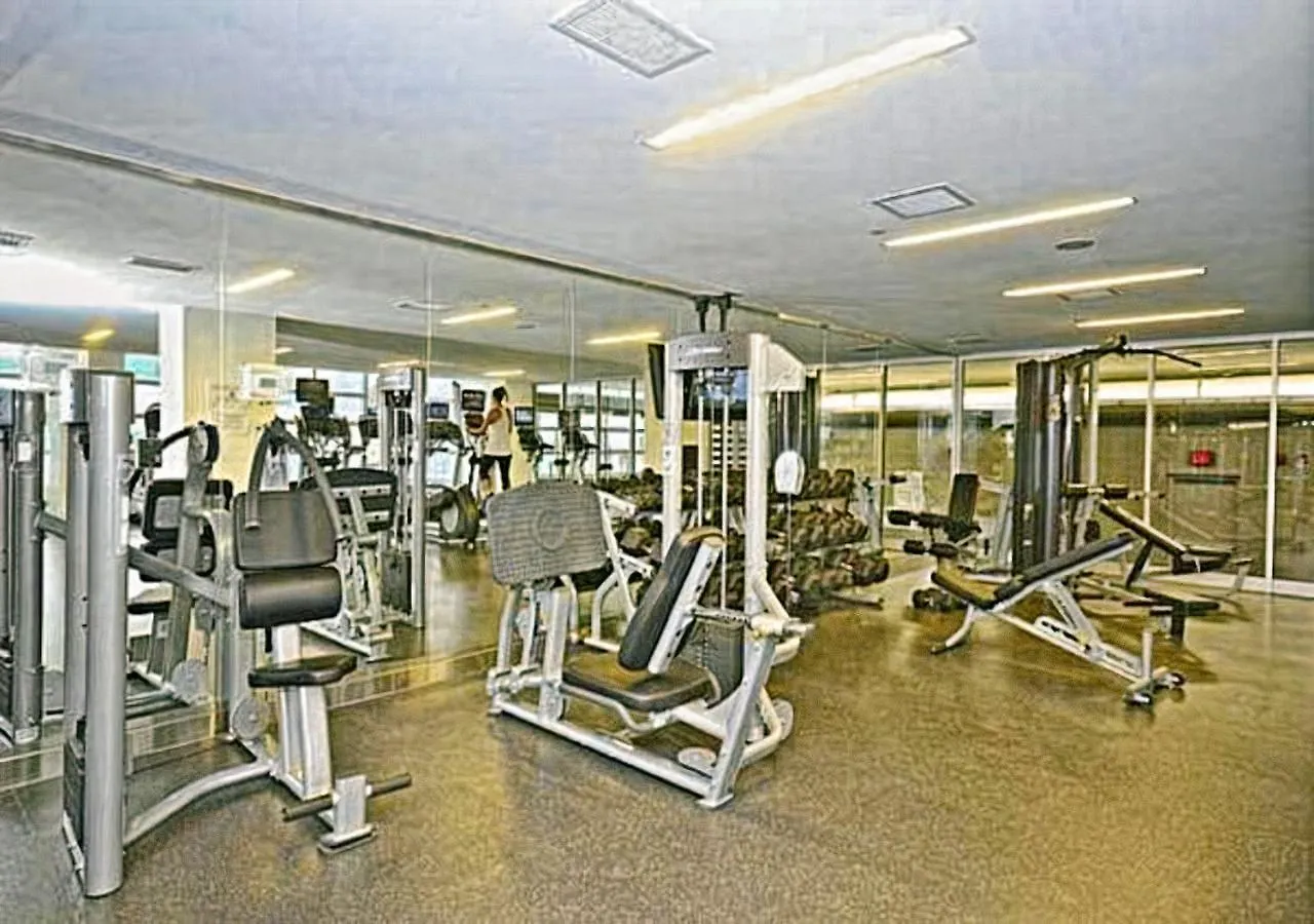 Apartment Classic Downtown Toronto Lakeview Condo With Free Parking